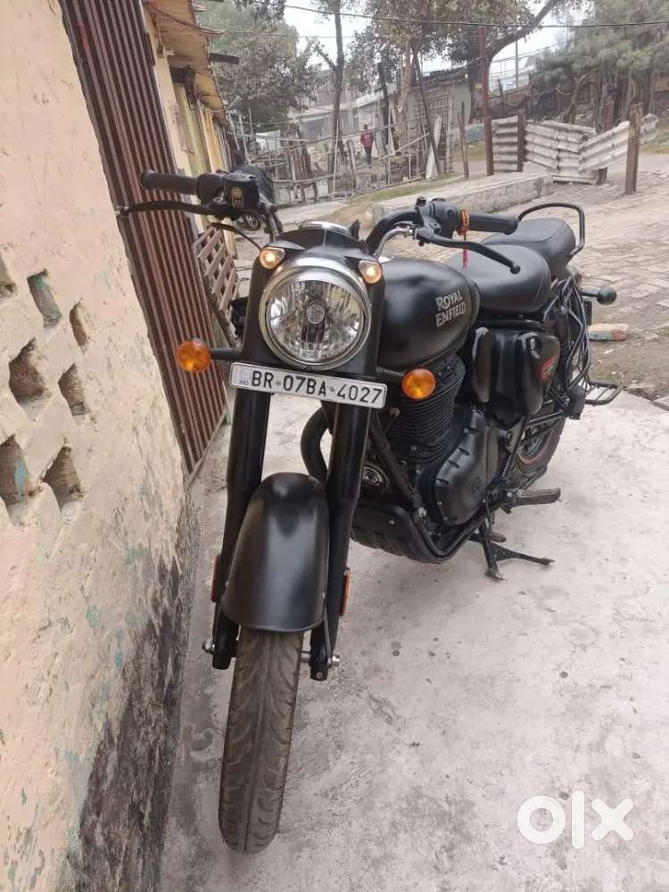 Royal Enfield 350 dark edition
