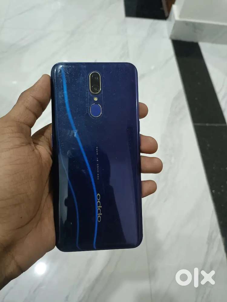 Oppo f11 4gb ram 128gb storage