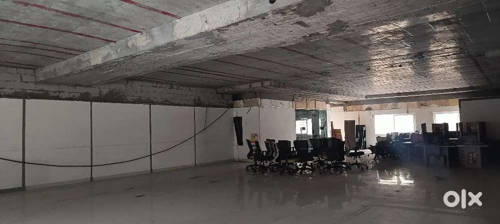 COMMERCIAL SPACE FOR RENT IN BANJARA HILLS ROAD NO-1,MAIN ROAD