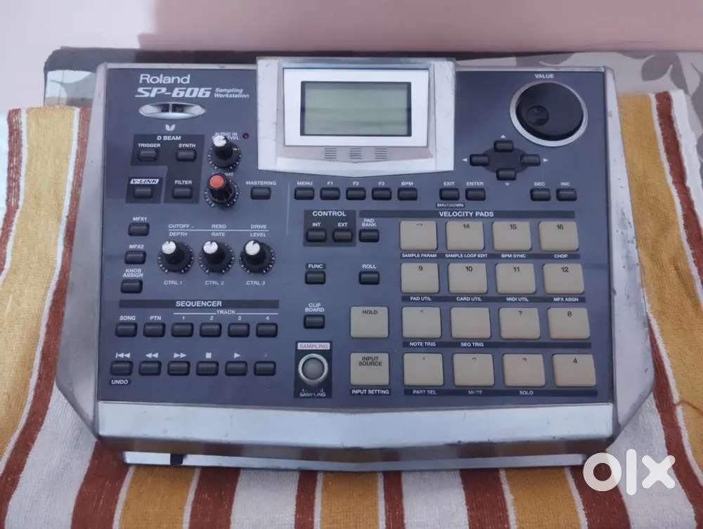 Roland Sampler SP 606