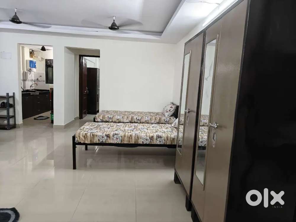 IN POWAI Premium furnished pg ac non ac available at prime location