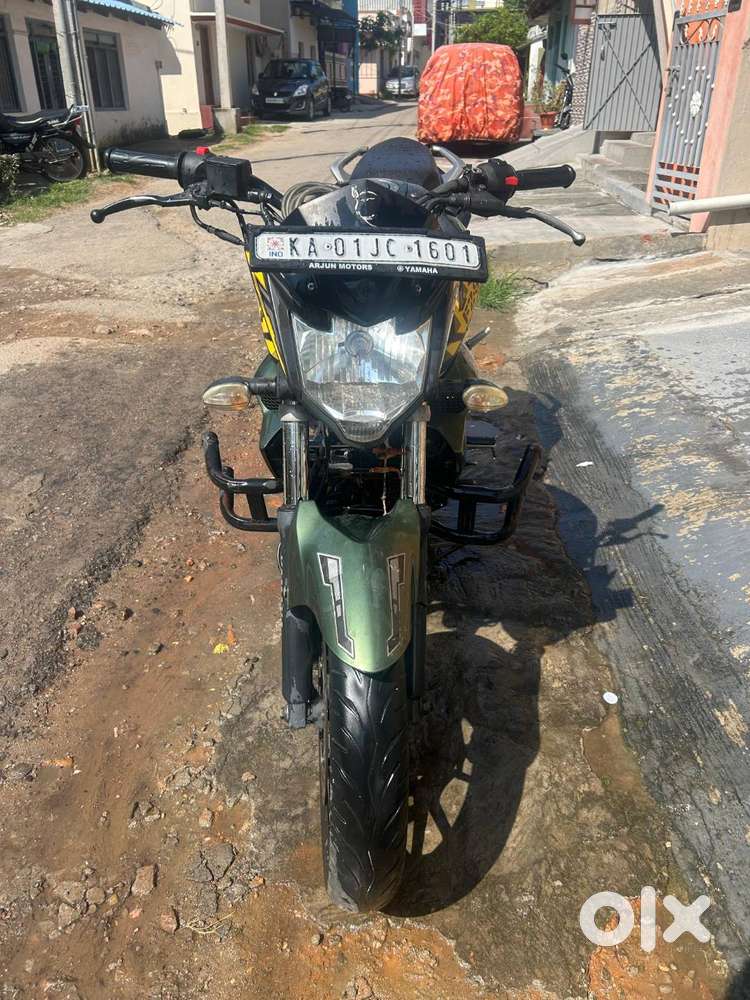 YAMAHA FZ s V2.0 2018model best conditional bike