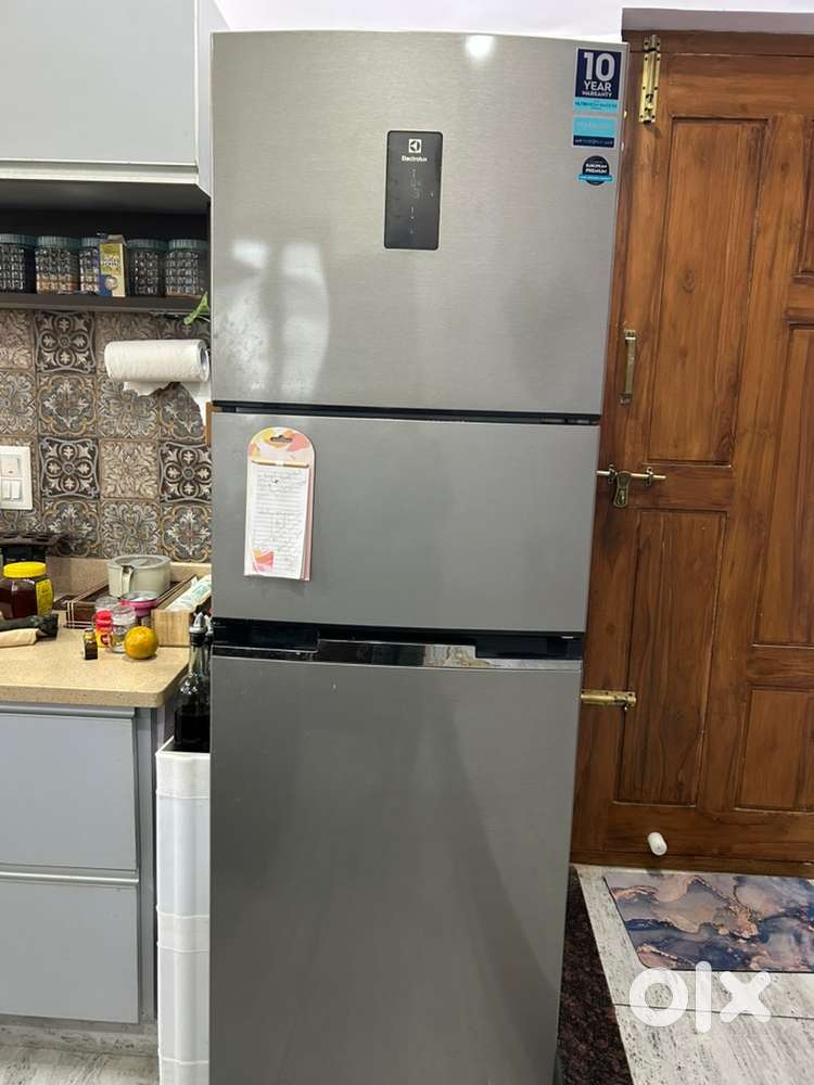 Electrolux triple door frosr free 370L refrigerator