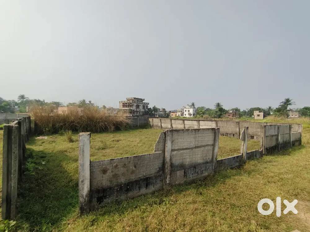 জায়গাটি বিক্রি আছে