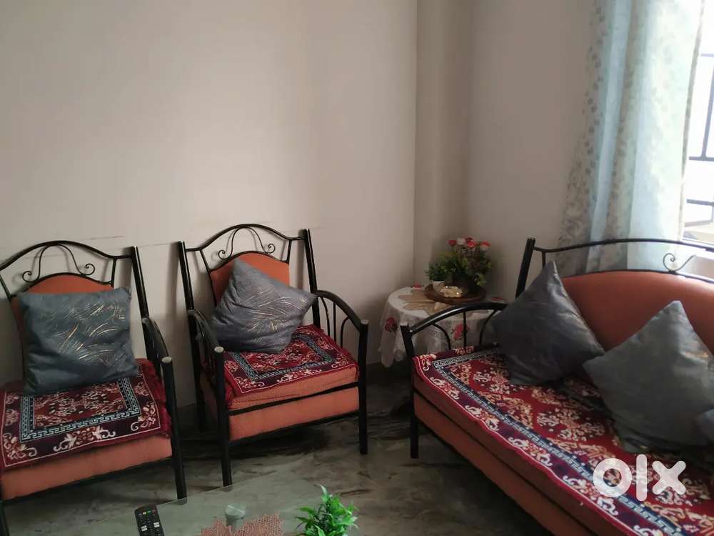 Five seater powder coated steel sofa set