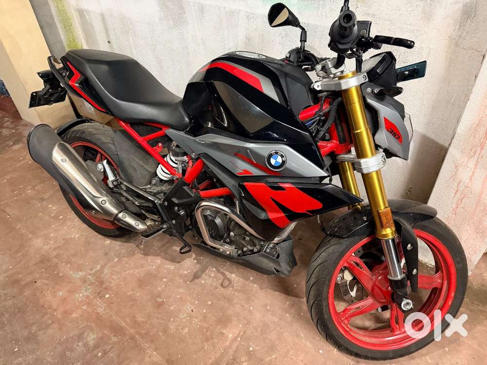 BMW G310 R with Accessories worth 20K