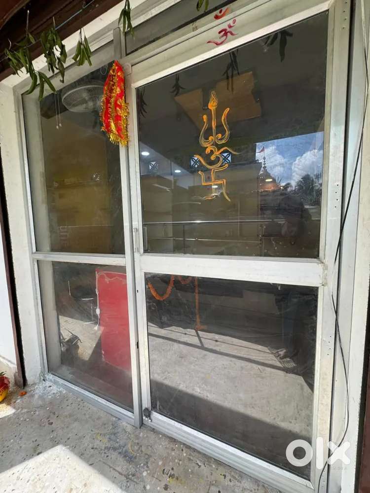 Glass Door with Aluminium