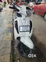 Access 125 toped model Bluetooth edition