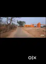 Plot sale 2500 sqft gusaiganj