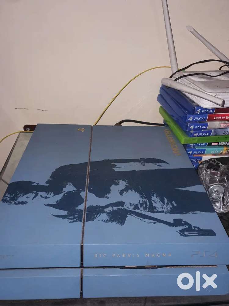PS4 UNCHARTED EDITION 500GB MINT CONDITION