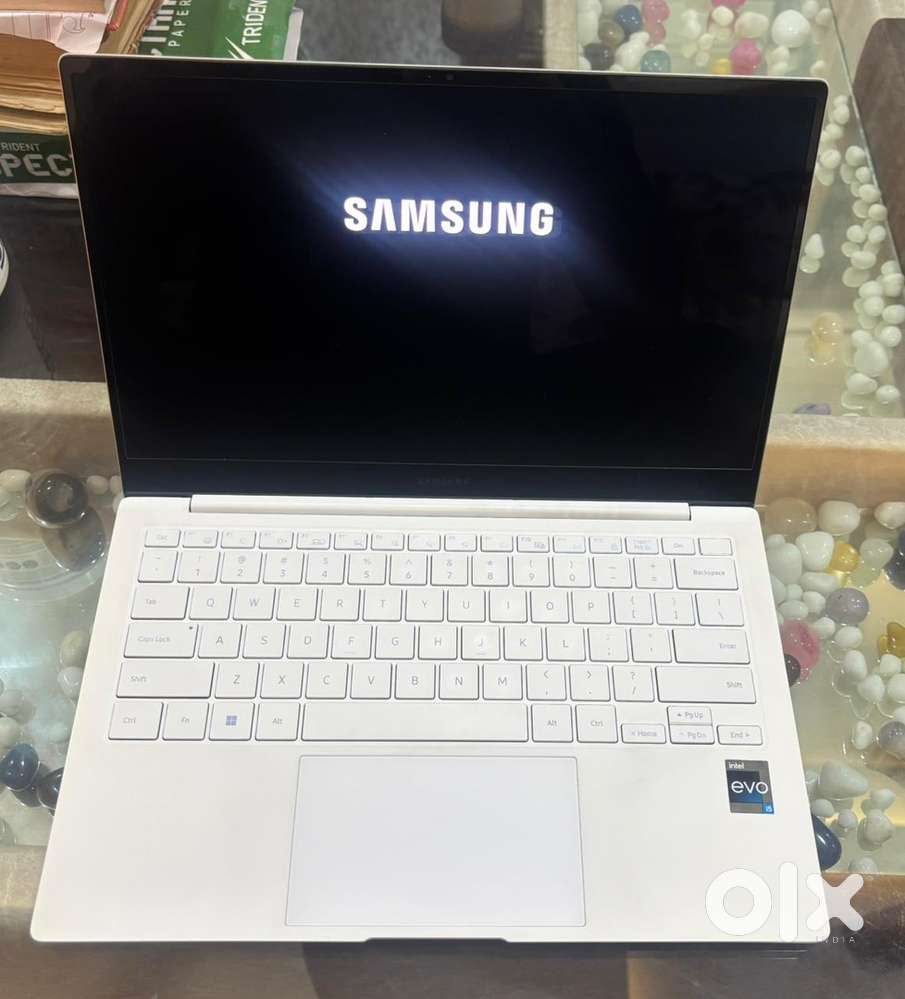 Samsung Tablet Book 2pro