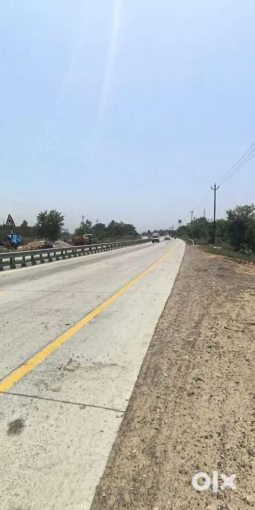 Sainik bhaiyo ke liye Sultanpur road per approved site me plot