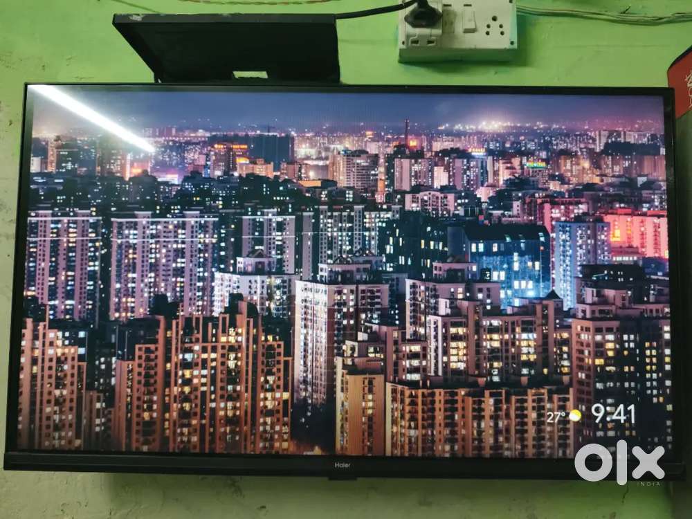 Hair 32 tv only one year good condition Good warking 2024 model