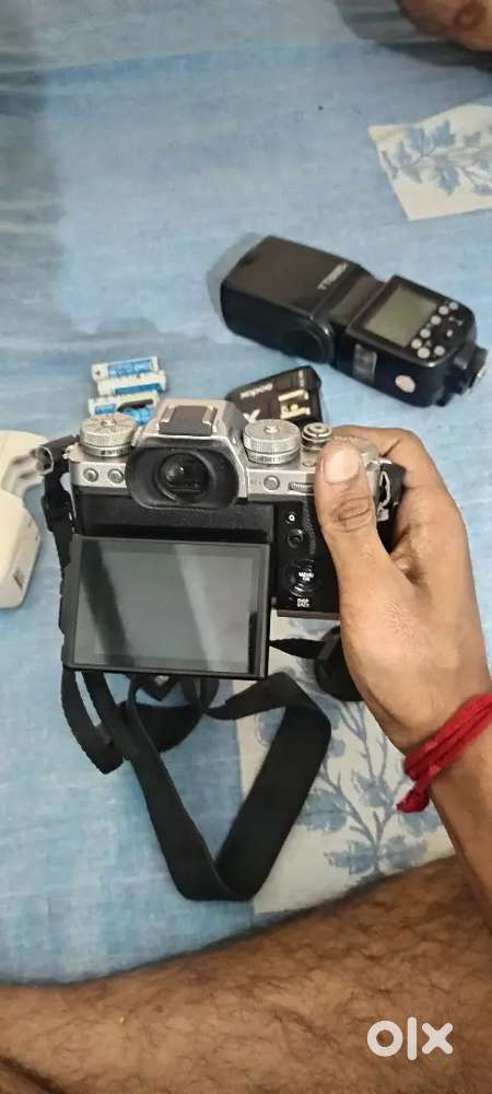 FUJIFILMXT3,FujiF2 35MM,55Mm
GODOXTT685,GODOX1X TRIGGER