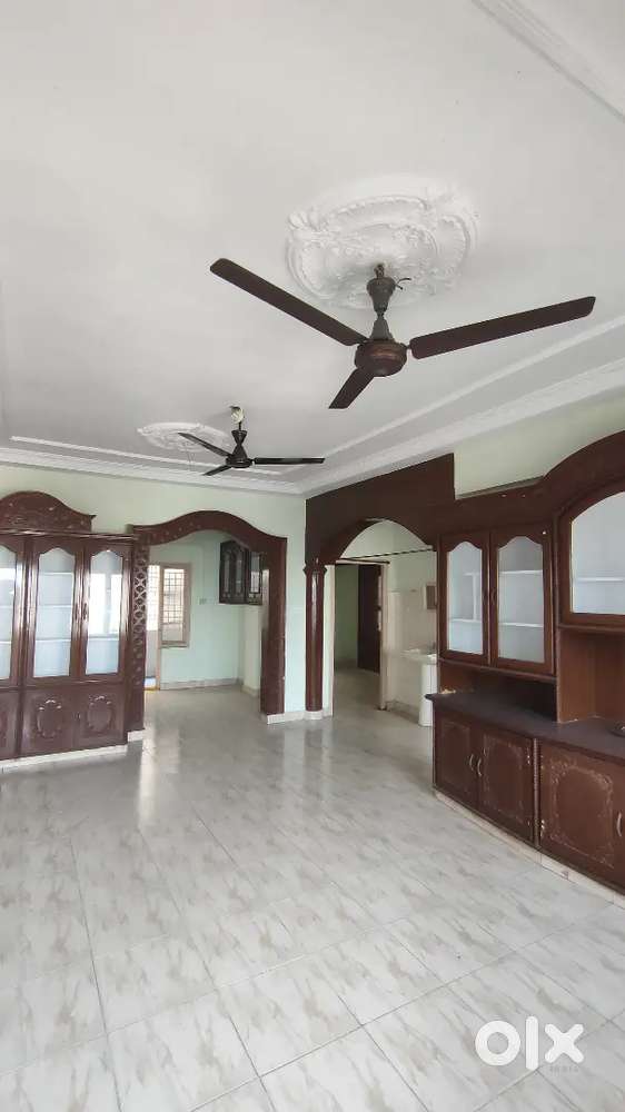 తక్కువధరలో బాలకుటీర్ స్కూల్ ప్రక్కన శ్యామలనగర్ లో డబల్ బెడ్రూమ్ ఫ్లాట్