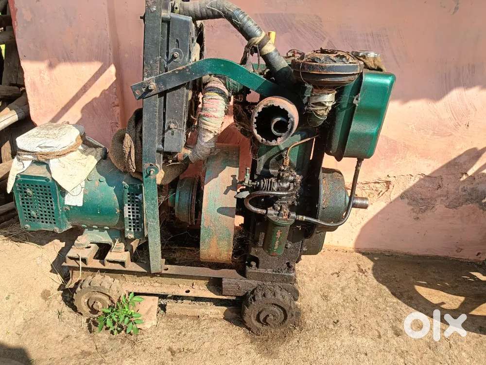 जनरेटर बेचना है साढ़े सात किलोवॉट का रनिंग कंडीशन