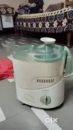 Philliphs Juicer Brand New Less Uses