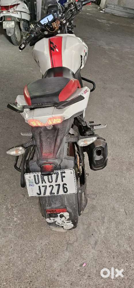 Apache 4v special edition back tyer new