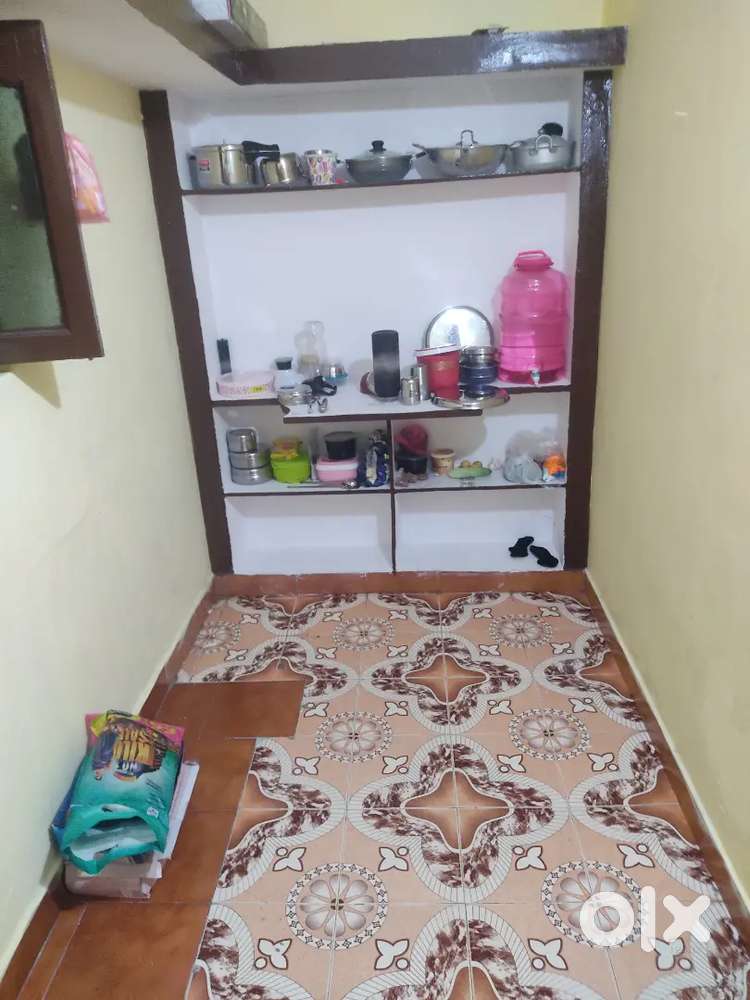 Room sharing for male