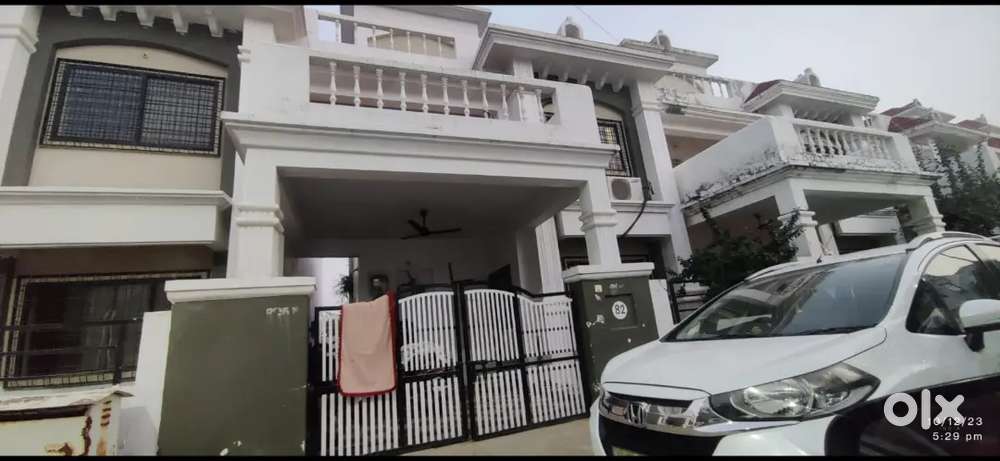 DUPLEX IN SHRIJI VRINDAVAN society