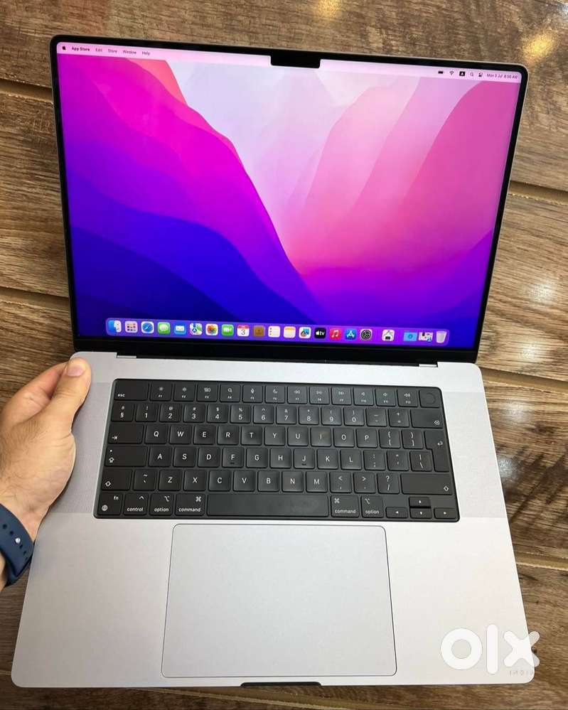 Macbook M1 Pro Max
