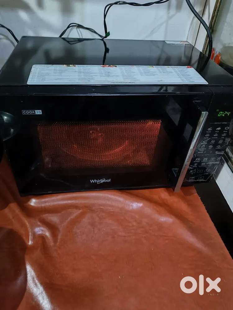 Whirlpool Conventional Microwave oven