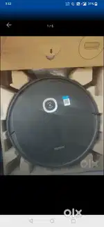 Vaccum robot mopping and cleaning
