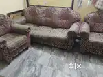 Sofa set for sale.