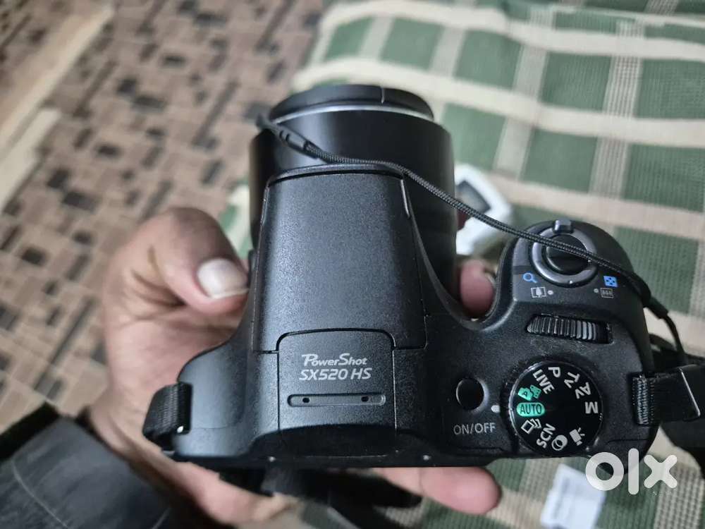 Canon sx520 24mm-1008mm digital camera