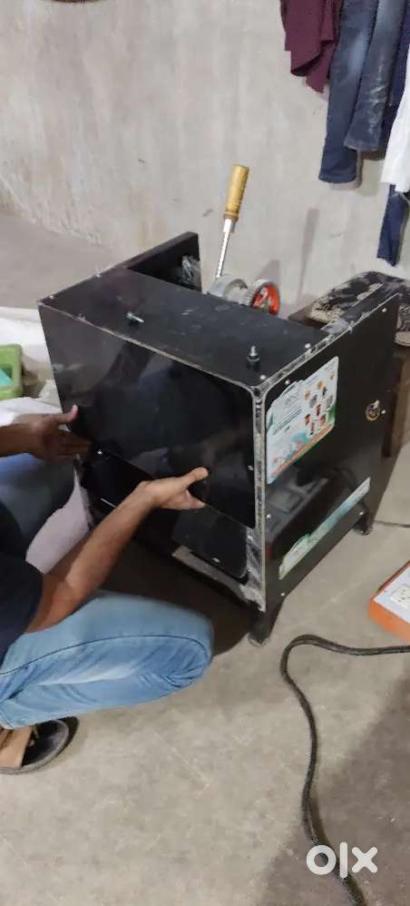 Sopari cutting machine new condition