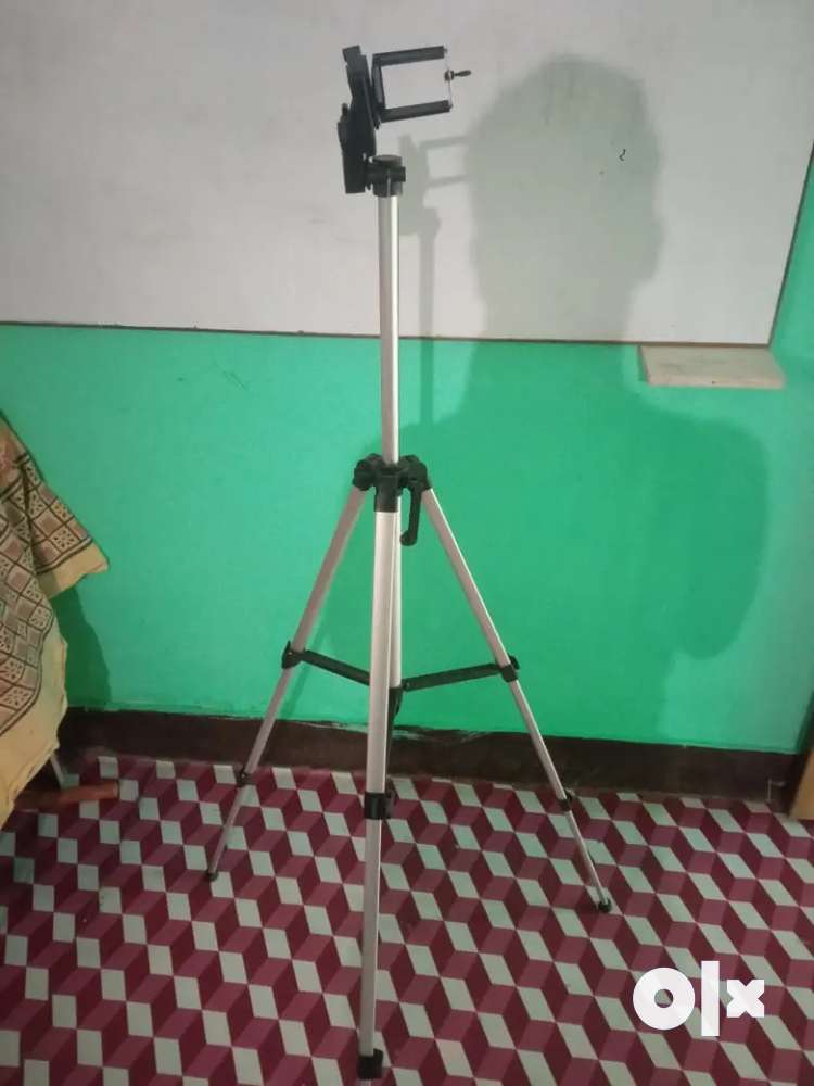 Camera stand mobile stand for photo and videos