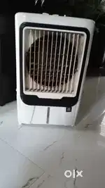 6 month old cooler in jamia nagar