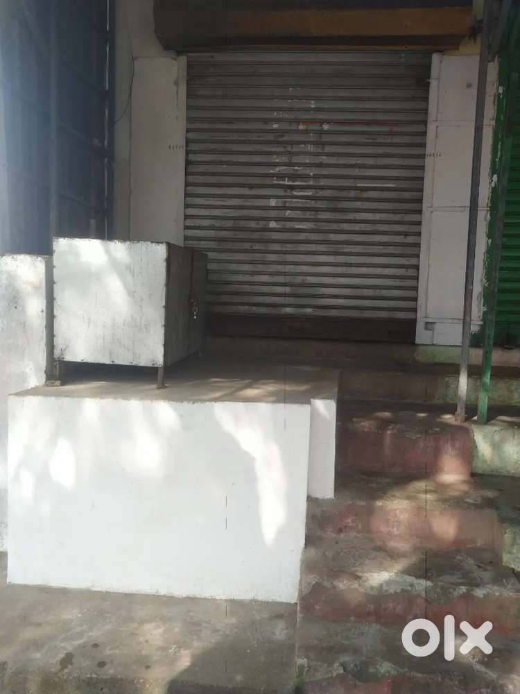SHOP IN RENT NEAR JAYADEV VATIKA ROAD SIDE