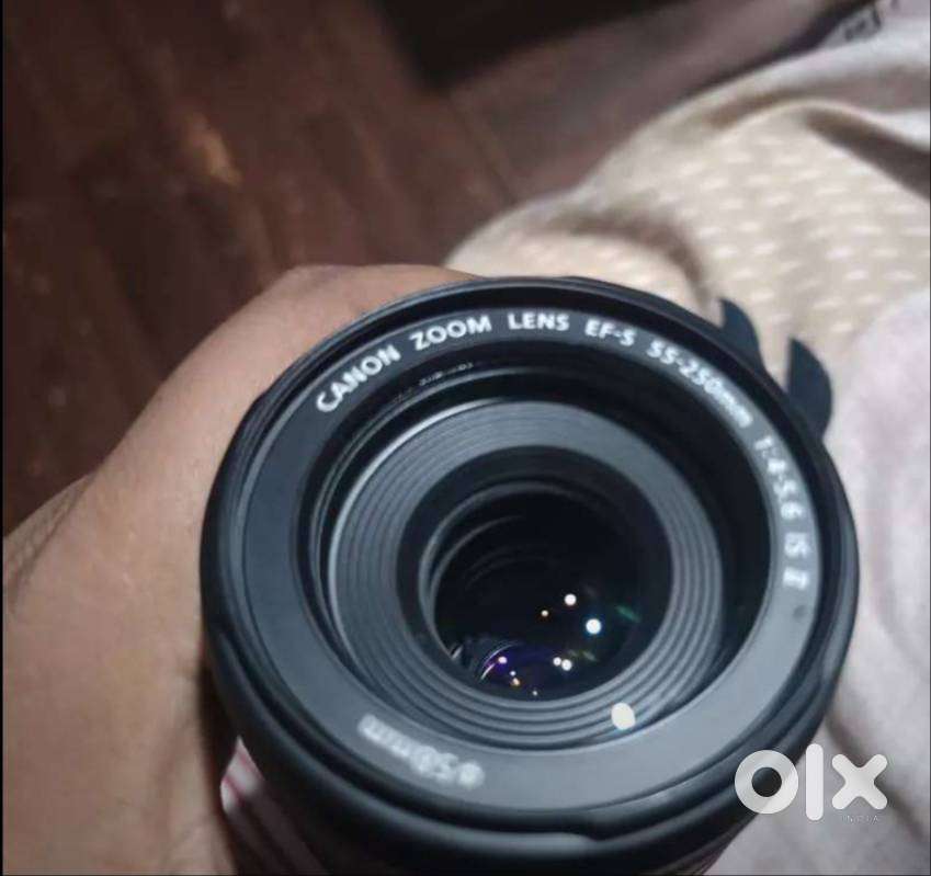 55-250 camera Canon Lens Good Condition