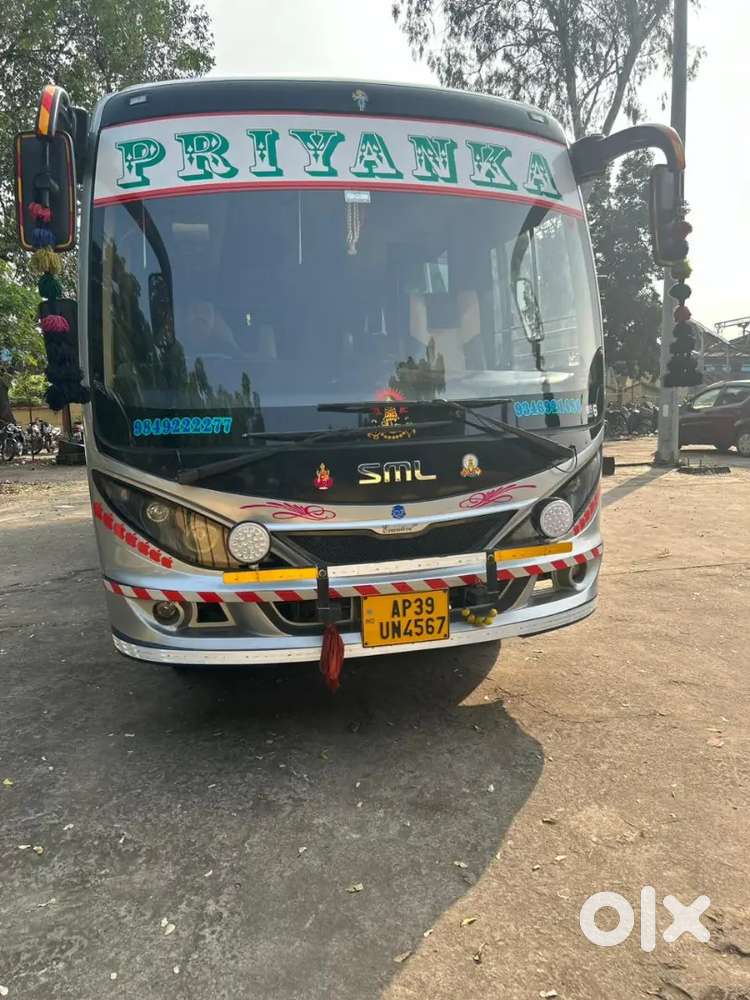 19 seats bus