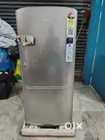 SAMSUNG FRIDGE