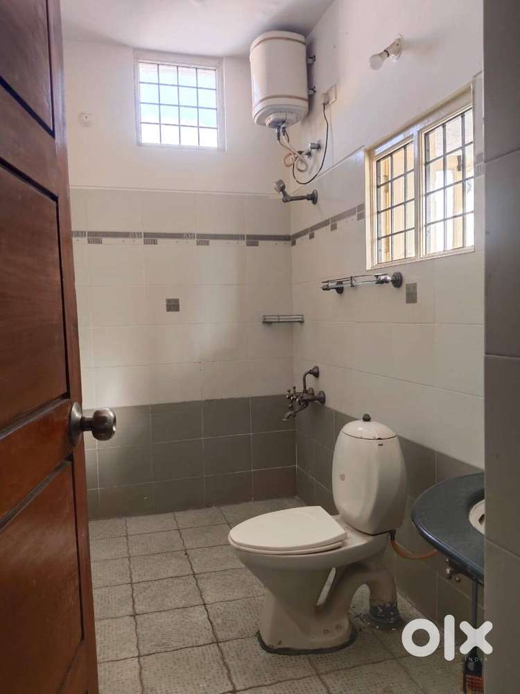 4BHK AVAILABLE FOR LEASE BANASHANKARI