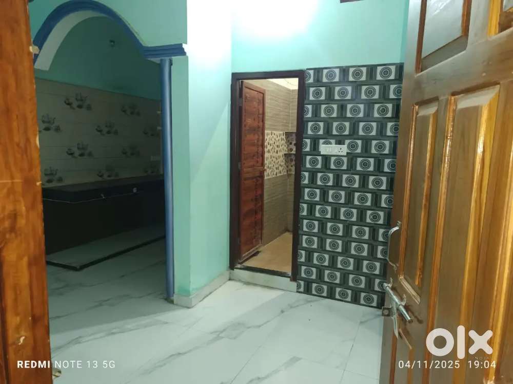 2bhk room for rent