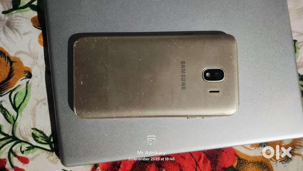 Samsung j4 old phone