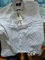 Shirt brand next view