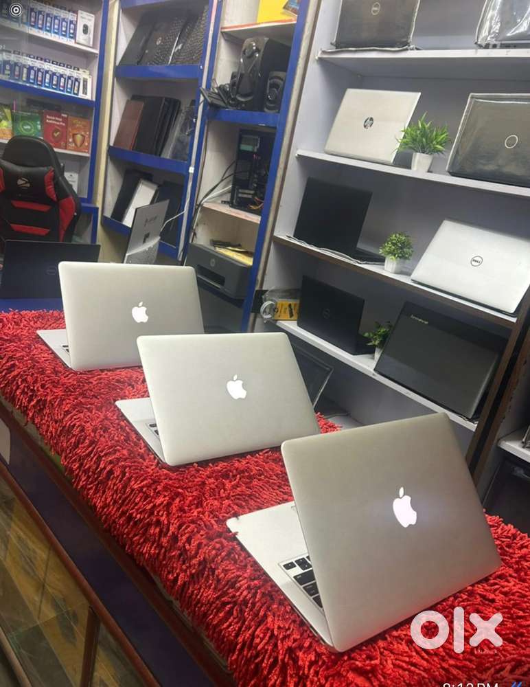 Apple MacBook Air intel i5, 8 Gb RAM, 256 GB SSD,