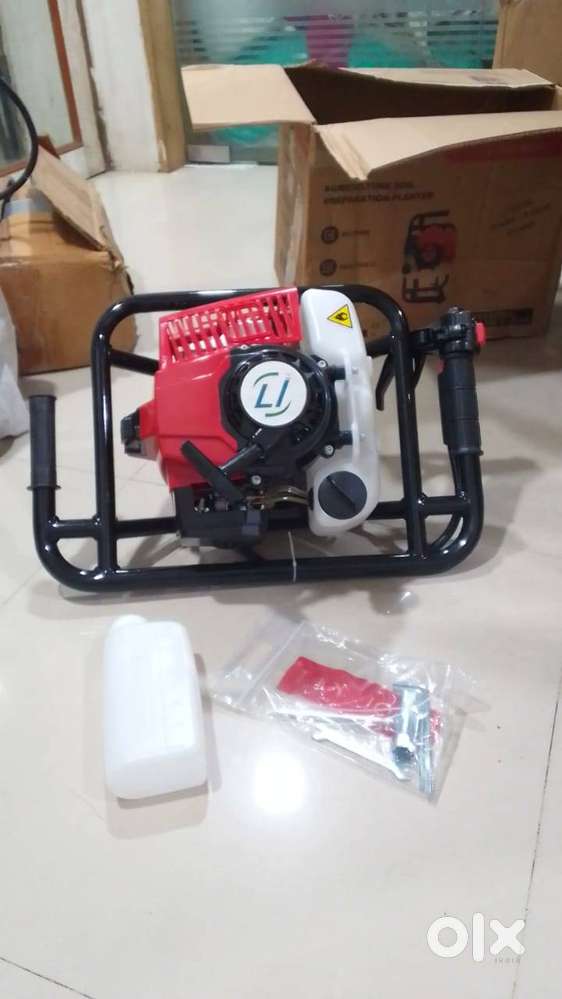 EARTH AUGER MACHINE 68CC – 2 Stroke, 10” Drill