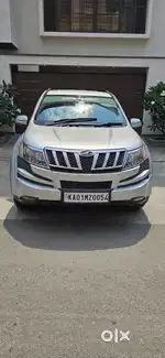 Mahindra XUV500 W8, 2012, Diesel