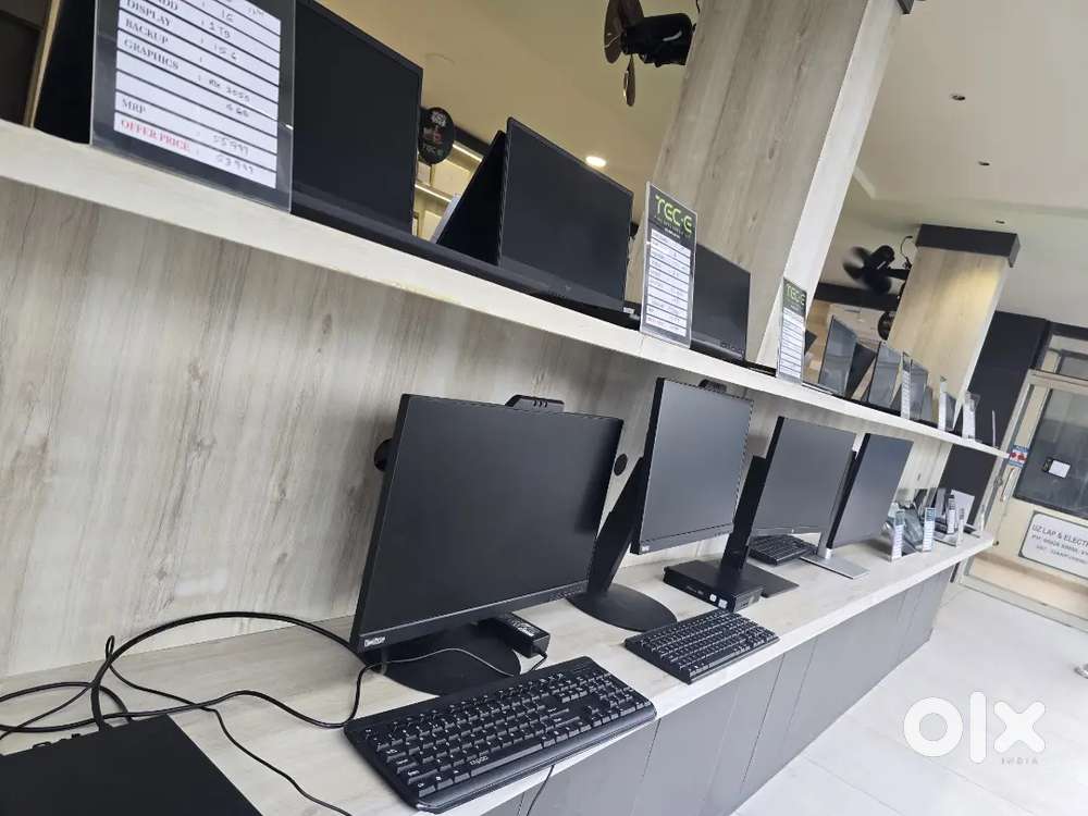 വിലക്കുറവിൽ ലാപ്ടോപ് വാങ്ങാൻ വരൂ