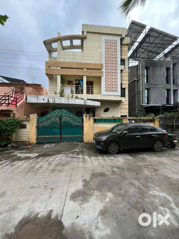 6Bhk house with attached bathroom and balcony, 2 floors and terrace