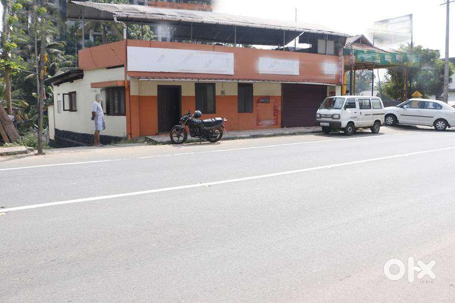 Commercial land 6 cents Kottayam-Caritas 23 lakh/cent