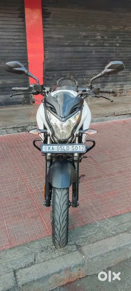 Bajaj Pulsar NS200