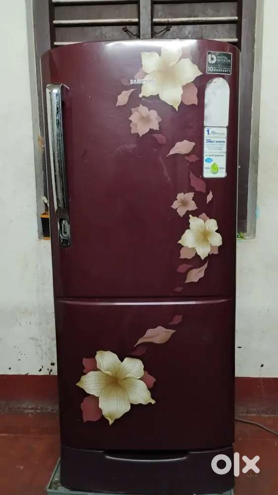 Samsung fridge @just 3999 rs clean condition