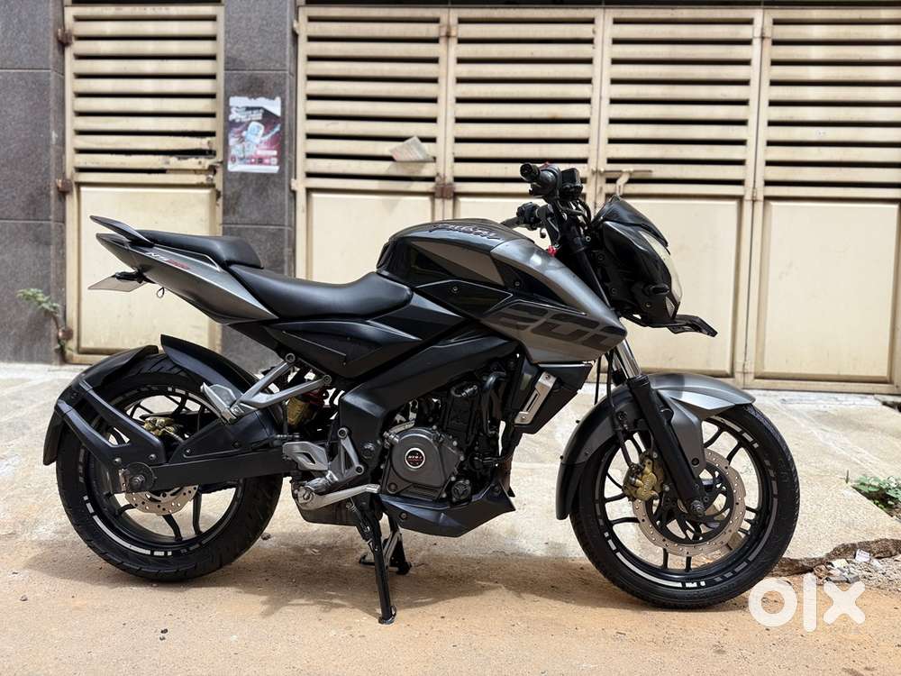 Pulsar NS 200 2018 march model