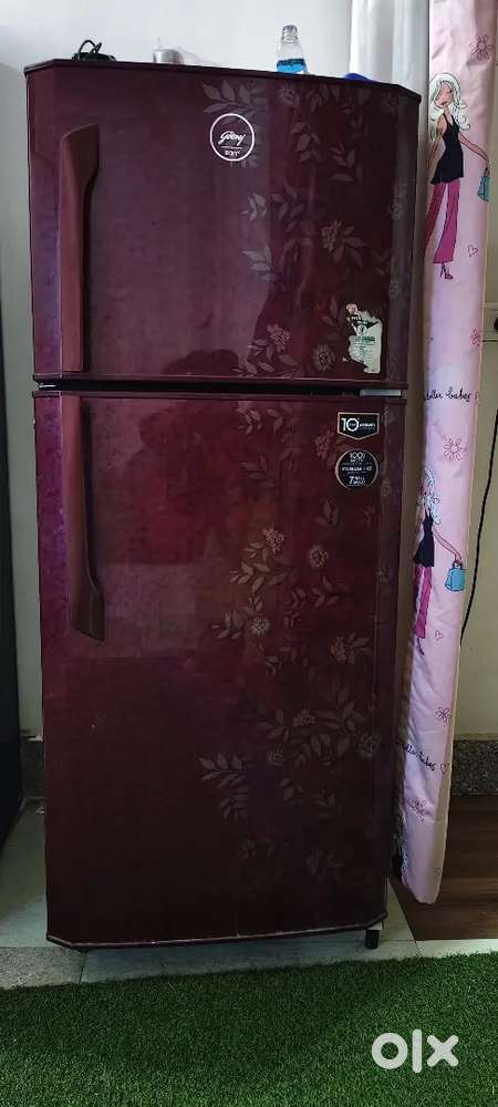 Godrej 231L Frost-Free Refrigerator – Excellent Condition